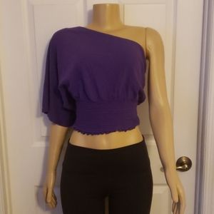Tee shop off shoulder top M